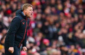 开云首页-埃迪豪：伊萨克的转会风波一直缠绕在身边，我希望能尽快得到解决