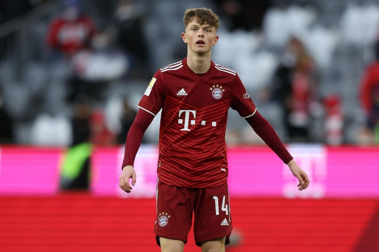 开云娱乐平台-荷媒：埃因霍温有意租借19岁拜仁中场保罗-万纳尔