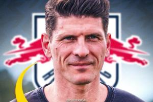 开云综合服务-超级马里奥回归？德天空：拜仁管理层正密切关注马里奥-戈麦斯