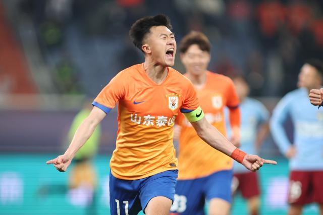 kaiyun-【中超】刘洋破门黄紫昌传射建功 泰山2比2十人河南